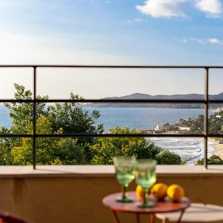 Grand Large Saint-clair Piscine Chauffee Garage Propriete Fermee Le Lavandou